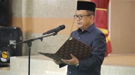 Pj Wali Kota Bekasi R Gani Muhammad Lantik Pejabat Fungsional Ahli