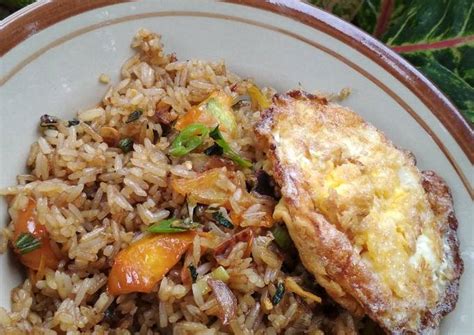 Resep Nasi goreng telor ceplok🍳 oleh Dwii Mukti - Cookpad