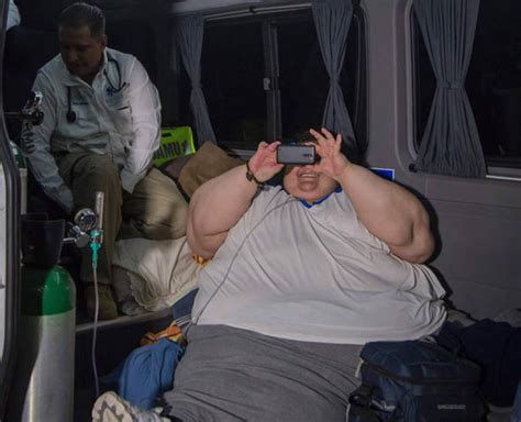 Worlds Fattest Man In Bid To Walk For First Time In SIX YEARS World