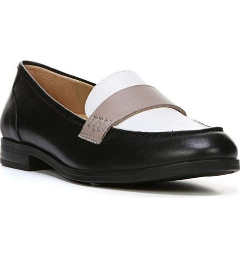 29 Roomy Loafers For Women With Wide Feet | Loafers for women, Orthopedic shoes stylish, Women ...