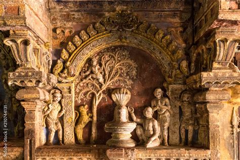 Ornamented wall at Brihadeshwara Indian temple, Thanjavur, Tamil Nadu, India Stock Photo | Adobe ...