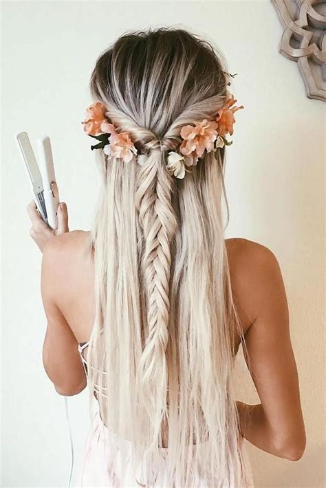 20 Photos Cute Long Hairstyles For Prom