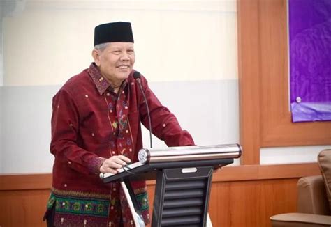 Prof Syafiq Mughni Cendekiawan Muhammadiyah Yang Melintas Batas