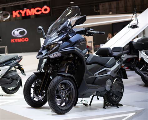 adelanto de la kymco cv la nueva moto de tres ruedas  llegara en