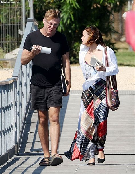 Emma Watson Elizarosewatson Nude Onlyfans Leaks Fappening Page Fappeningbook