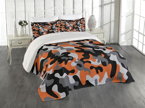 Camo Coverlet Vibrant Camouflage Lattice Like Service Theme Modern