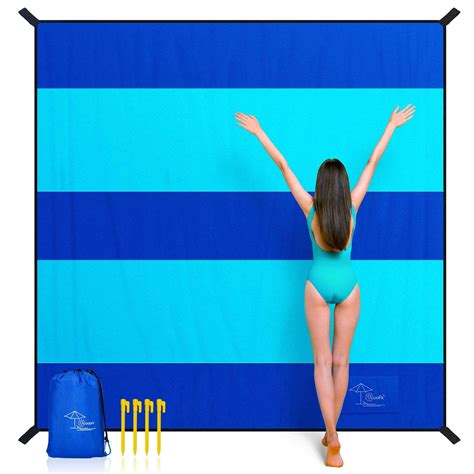 Best Sand Free Beach Blanket Options - Florida Splendors