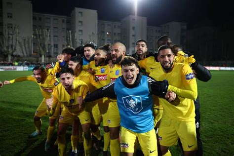 Foot Saint Priest pourrait recevoir Valenciennes à Bourgoin Jallieu