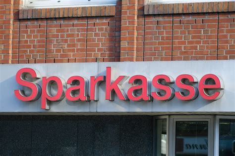 Sparkasse In Thüringen Zieht Reißleine Machen Diese Filialen Dicht Thueringen24