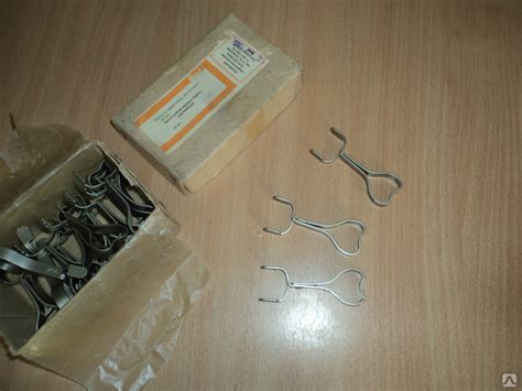 Зажим для резиновых трубок пружинящий купить за 15 руб./шт. в ...