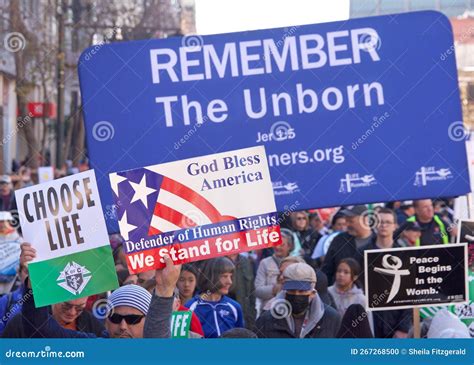 Participantes En La Marcha Anual Por La Vida En San Francisco Ca Imagen