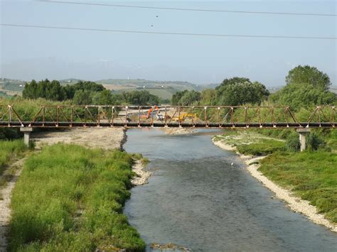 Fiume Tordino Iniziati I Lavori Di Messa In Sicurezza Dell Alveo