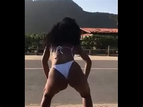 Morena Maryana Rebolando De Biquine XVIDEOS