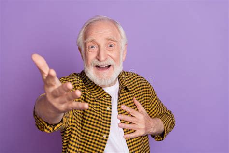 Photo Of Handsome Grandpa White Hair Point Camera Feelings Dressed Trendy Yellow Checkered Shirt