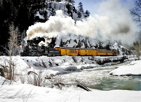 10 Best Winter Train Rides In USA For Exploring The U S