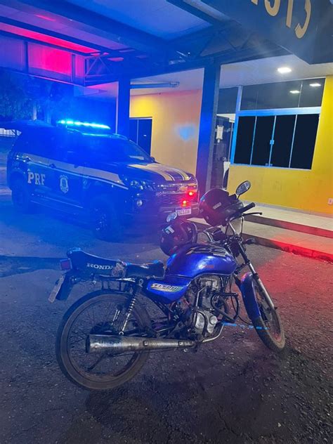 PRF Prende Condutor Embriagado Motocicleta Os Sinais