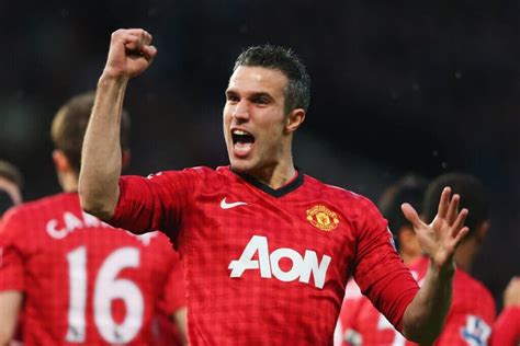 Robin van Persie returns to Manchester United as part of UEFA coaching ...