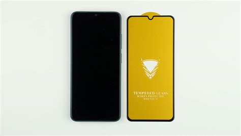 Купить Стекло противоударное для POCO M5 АТ 3D GOLD в рассрочку, халвой ...