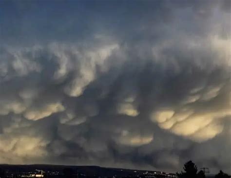 Mammatus Clouds - What Are They And How Are They Formed?