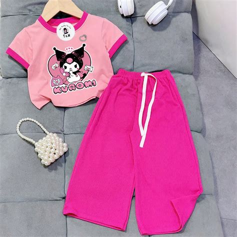 Kg Bộ đồ bé gái in hình HOT TREND chất vải dày mịn thoáng mát được các bé yêu thích BGM