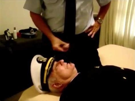 Daddy Pilot Blows Free Gay Locker Room Porn Video XHamster