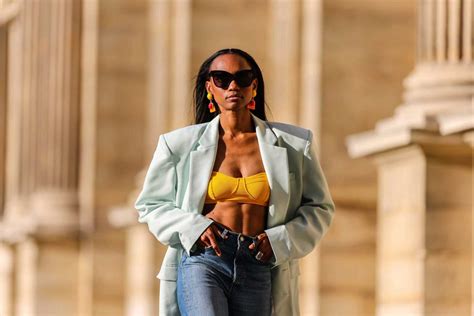 Tops De Bikini Elegantes Para Llevar Del D A A La Noche Elevades