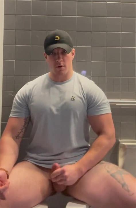 Hot Budybuilder Cumming In The Gym Bathroom ThisVid