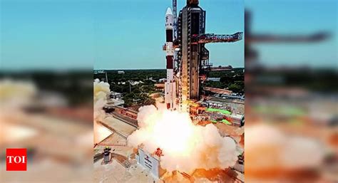 ‘can’t Say When Isro Will Start Receiving Signals’ | Thiruvananthapuram ...