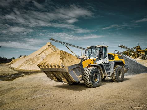 Wheel Loader Training - YIT