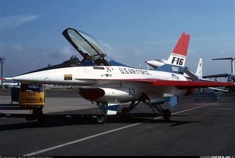 General Dynamics YF-16 Fighting Falcon (401) - USA - Air Force ...