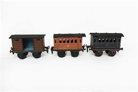 Lot 2186 Marklin Gauge 1 Two 4 Wheel Coaches