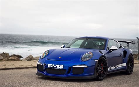 Porsche 911 Gt3 Rs In Miami Blue On Show At The Concours