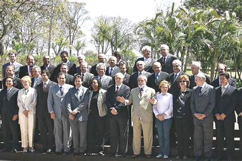 G1 Política NOTÍCIAS Lula posa para foto equipe ministerial