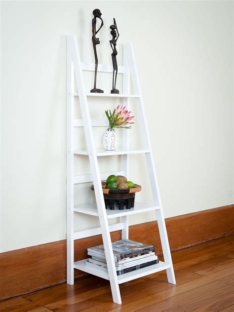 Perfect Uses For A Ladder Shelf Yonohomedesign