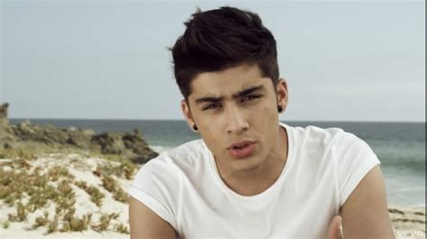 Zayn What Makes You Beautiful Zayn Malik Zayn One Direction Zayn Malik