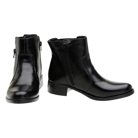 BOTA FEMININA CANO CURTO COURO PRETO SALTO BLOCO BAIXO