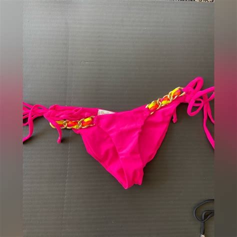 Beach Bunny Swim Beach Bunny Scrunch Butt Bikini Bottom Poshmark