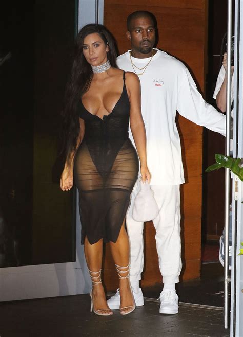 Hot Kim Kardashian Wallpapers