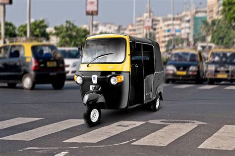 Bajaj Compact Re Vs Piaggio Ape City Comparison Price And Specs