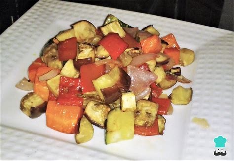 Verduras al horno con romero y ajo Fácil