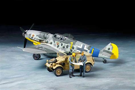 Tamiya 1/48 Messerschmitt Bf 109-G6 with Kubelwagen 82 Model Kit ...