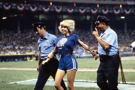 Morganna "The Kissing Bandit" Smooched Baseball's Best Players. Where ...