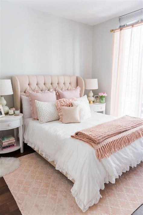 77 Romantic And Tender Feminine Bedroom Design Ideas Digsdigs