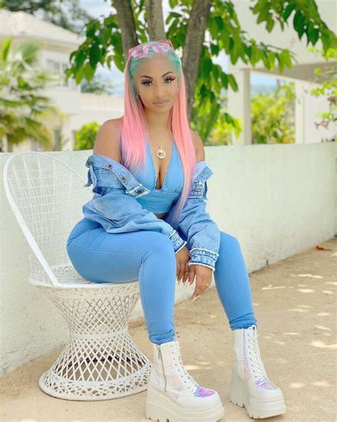 Shenseea Biography: Age, Husband, Siblings, Net Worth & Pictures - 360dopes