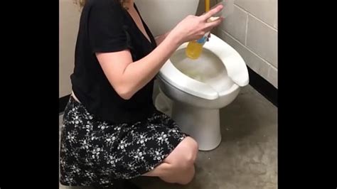 Pretty Babe Search XNXX