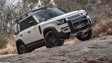 Land Rover Defender returns to South Africa - Motorburn