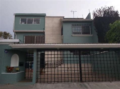 Casa en Venta en Ciudad Satelite Naucalpan de Juárez Mexico 759