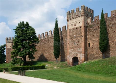 Villafranca Di Verona, Italy Stock Image - Image of grass, fortress: 84617145