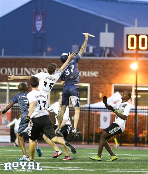 Audl Ultimate Frisbee Montreal Royal Vs Ottawa Outlaws Flickr