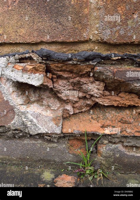 Frost Damaged Bricks Hi Res Stock Photography And Images Alamy